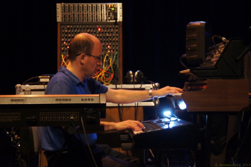 2015-E-Live-03.JPG