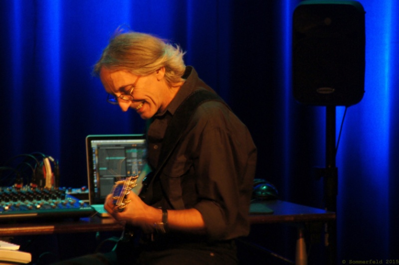 2015-E-Live-43.JPG