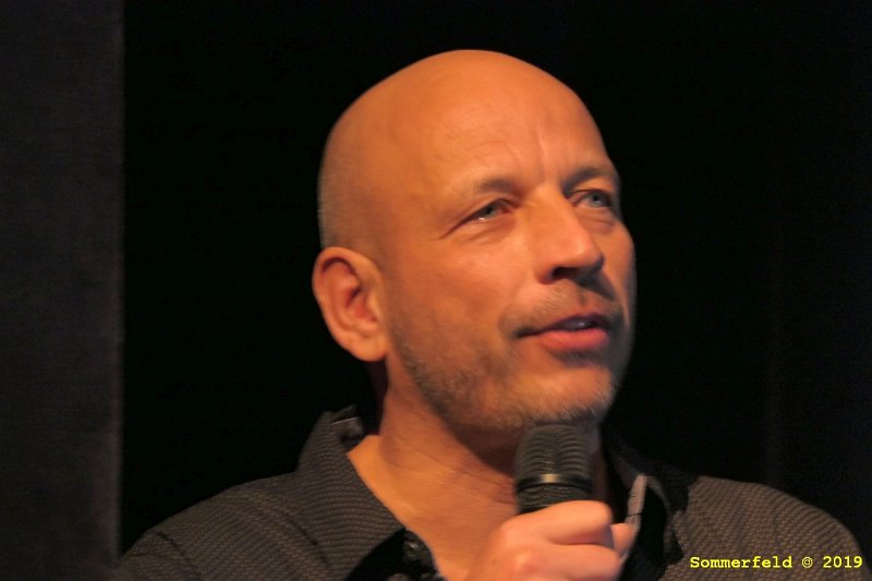 2019-E-Live-76.JPG