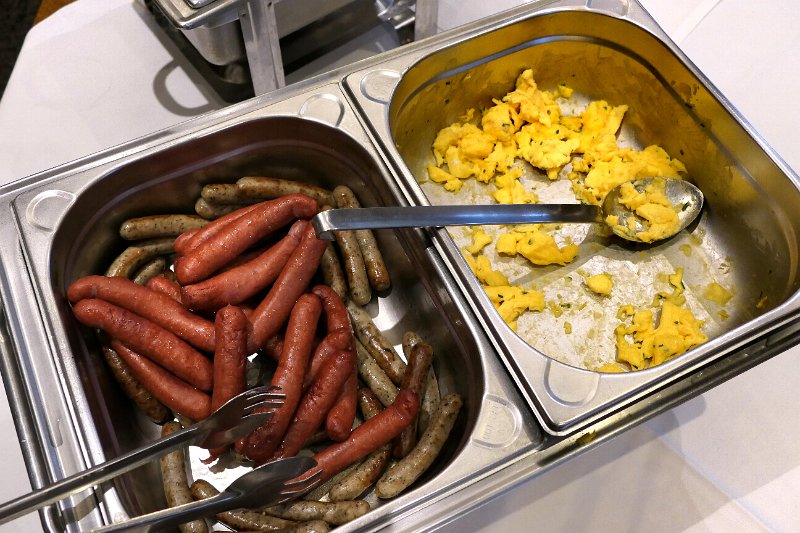 2019-EM-Breakf-17.JPG